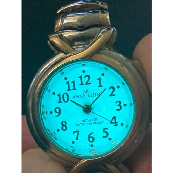 Anne Klein Instalight Women's Quartz Watch 26mm MOP Face  - New Battery - Picture 1 of 6